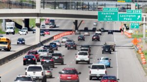Minnesota's rideshare unionization bill would let Uber and Lyft drivers bargain for wages but could raise rider costs statewide 3 Drivers