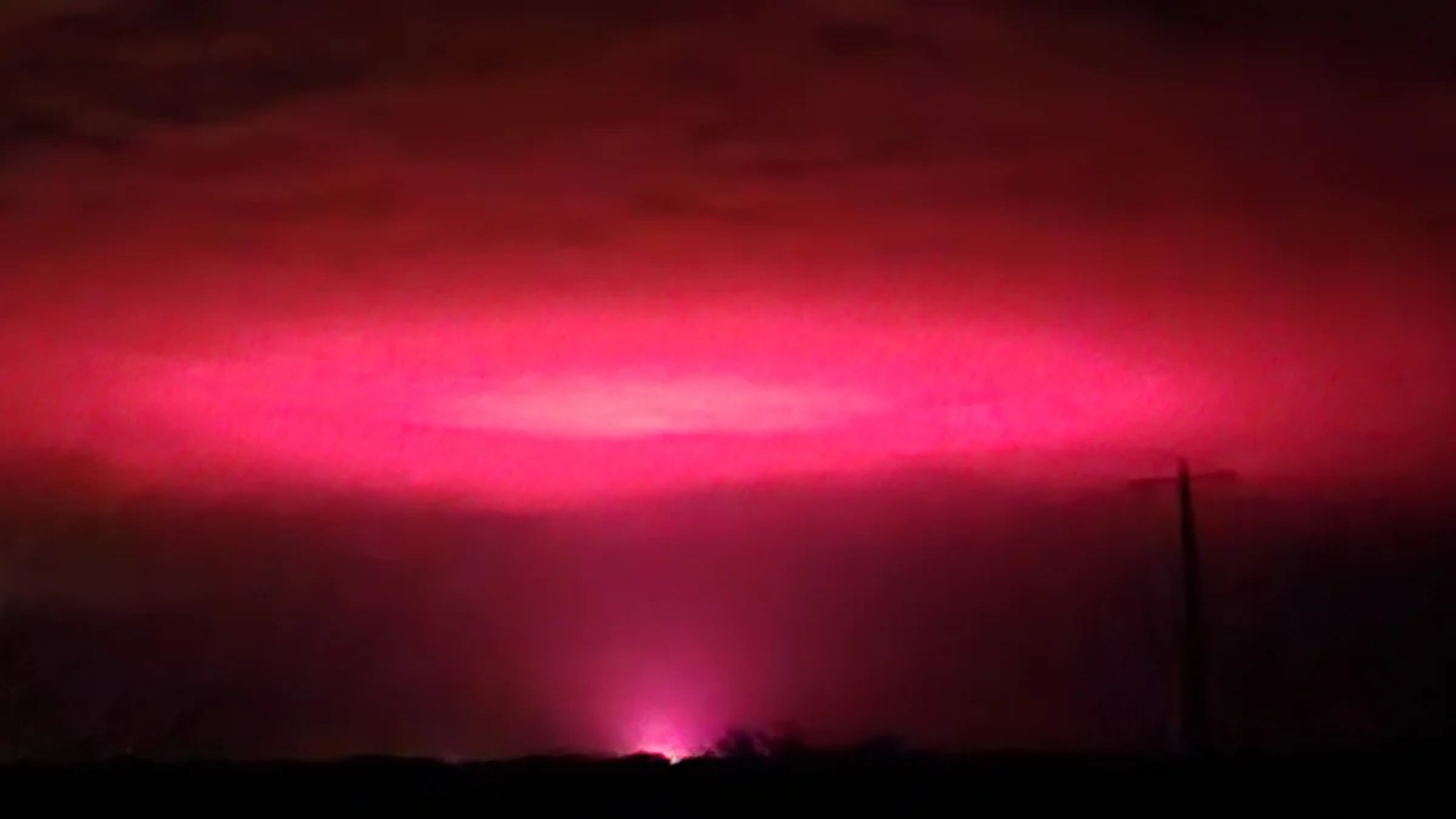 Colourful glow covers the US