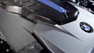 BMW partners with RONN Inc. on a $100 million hydrogen deal that produces only water vapor 7 BMW