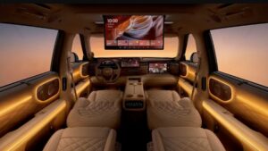523 HP and no fuel: IM's LS9 luxury SUV launches in China in 2026 with CATL battery and 402 km range 10 BYD Chinese legend luxury