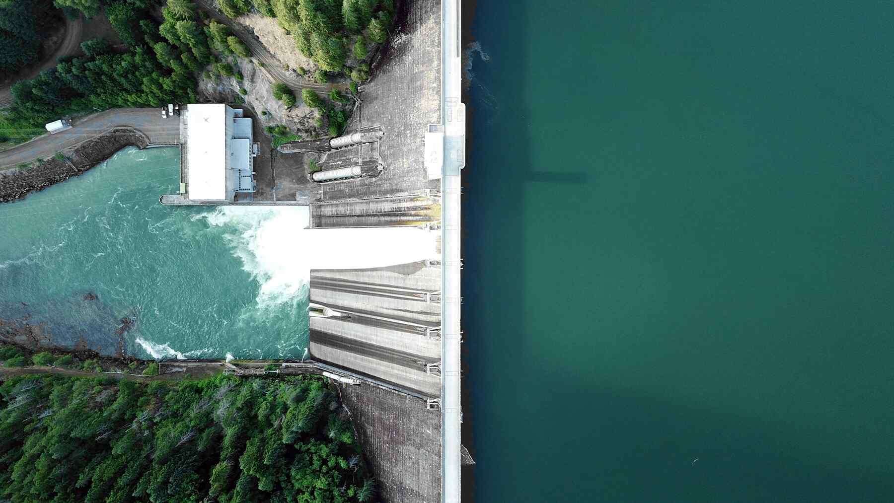 Hydroelectric dam faces flooding risk