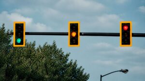 Iowa added yellow borders to its traffic lights to make them easier to see, and drivers’ reactions may show what other states can expect 11 Iowa drivers reacting to yellow borders