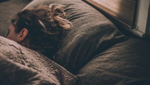 Irregular bedtimes in your 40s linked to double the risk of heart attack a decade later, Finnish study finds 46 Heart attack
