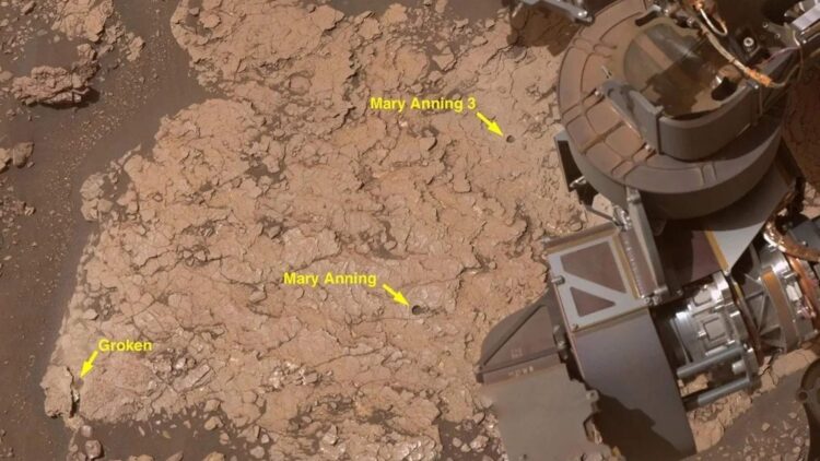 Seven organic molecules never seen before on Mars just turned up inside a single rock — and one is a precursor to DNA 1 Mars