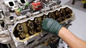 Owners of a 6.2-liter V8 truck engine reported hundreds of failures after the factory recall repair, and nearly all of those reports came from vehicles that got the thicker oil instead of a new engine 34 Scored crankshaft and sediment-caked bearing shell from a GM L87 engine recall fix failure, 6 2 liter