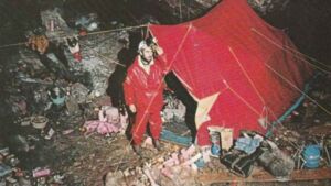 A geologist of 23 spent 2 months beside an underground glacier with no clock and came up believing it was still August, where the stranger finding is that he counted 2 minutes and used up 5 49 A climber descending into a cave no clock experiment at a rocky alpine entrance, two months inside