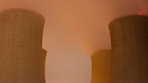 Waterspout crossed Braidwood nuclear plant cooling pond for 0.32 miles before dissipating 22 A waterspout spun across the cooling pond at Illinois Braidwood