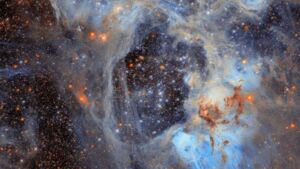 Hubble finds nearly 30,000 newborn stars hidden inside a giant cosmic bubble 160,000 light-years away and their fierce winds are reshaping the very galaxy that gave them birth 54 Hubble finds nearly 30000 newborn stars hidden inside a giant cosmic bubble