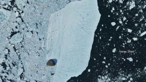 Greenland iceberg larger than Manhattan survived island collision and continued drifting south 25 NASA Earth Observatory Lauren Dauphin