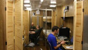Six volunteers sealed inside a windowless mock spacecraft in Moscow for 4 months had lost significant body fat by the halfway point, and their blood carried markers of fat breakdown and artery risk 40 volunteers inside a sealed habitat module during 120 days confinement experiment, six volunteers sealed