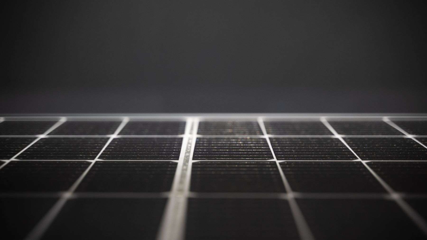 Chinese engineers added slow-curing epoxy to printable solar ink and achieved 21.07% certified efficiency on a paper-sized panel