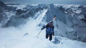 A climber spent nearly 16 hours above 26,000 feet without bottled oxygen, then skied the whole way down Everest on unassisted lungs 9 Skier descending Everest without supplemental oxygen through thin high altitude air, climber spent nearly