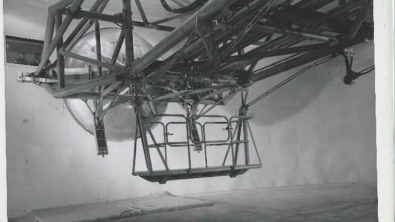 Centrifuge gondola spinning during the double gravity 24 hours endurance test, pennsylvania centrifuge arm