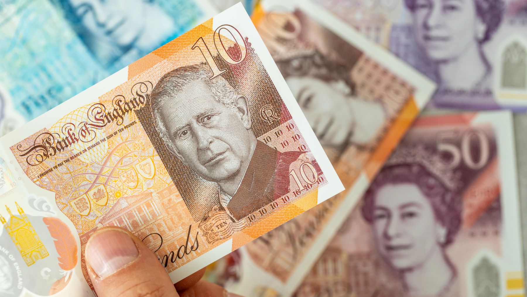 Winter Fuel Payment queue opens for the first group — DWP confirms date and criteria 1 Winter Fuel Payment commenced on 12 November