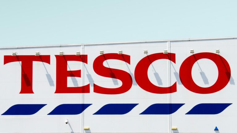 Christmas brings a hiring wave to Tesco