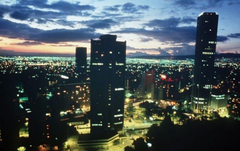 Proponen que el alumbrado público de Bogotá funcione con energía renovable 4 Proponen que el alumbrado público de Bogotá funcione con energía renovable