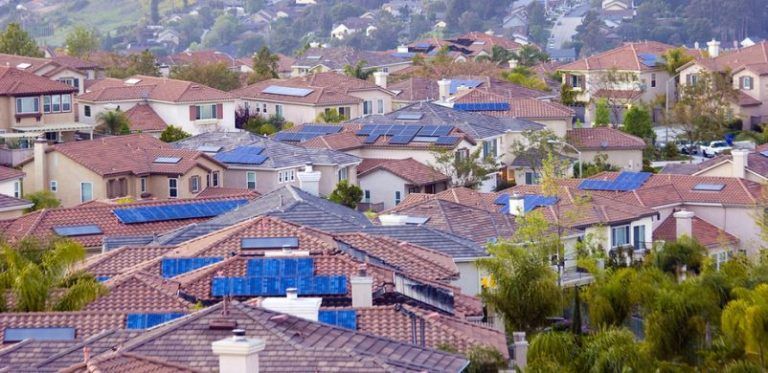 Australia establece un nuevo hito: superará los 5 GW de fotovoltaica sobre cubierta este mes de julio 9 Australia establece un nuevo hito: superará los 5 GW de fotovoltaica sobre cubierta este mes de julio