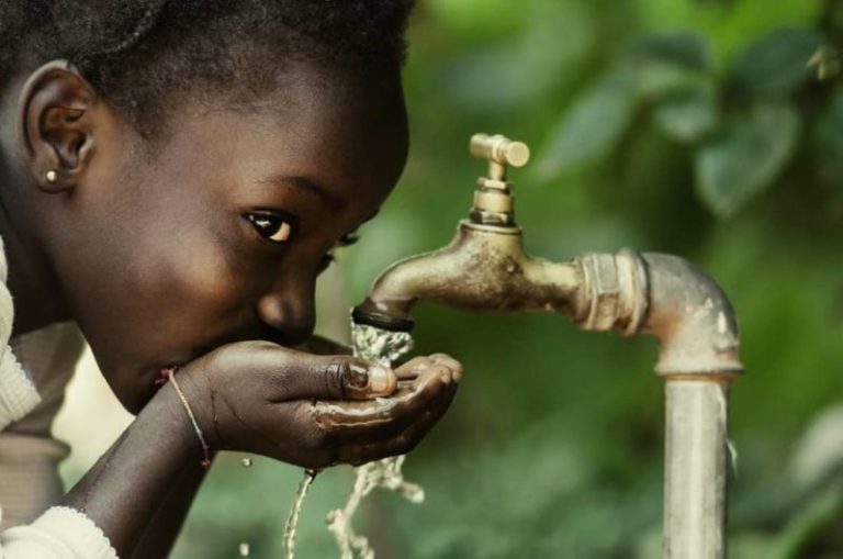 Una planta solar que convierte el agua de los océanos en potable 7 Una planta solar que convierte el agua de los océanos en potable