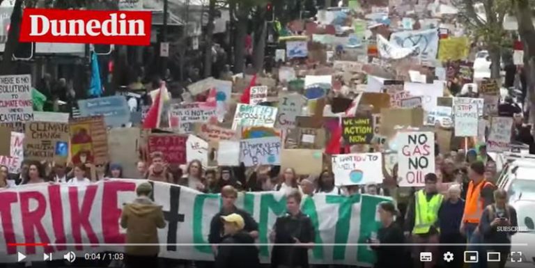Nueva ola de huelgas climáticas tiene lugar en todo el mundo 8 Nueva ola de huelgas climáticas tiene lugar en todo el mundo