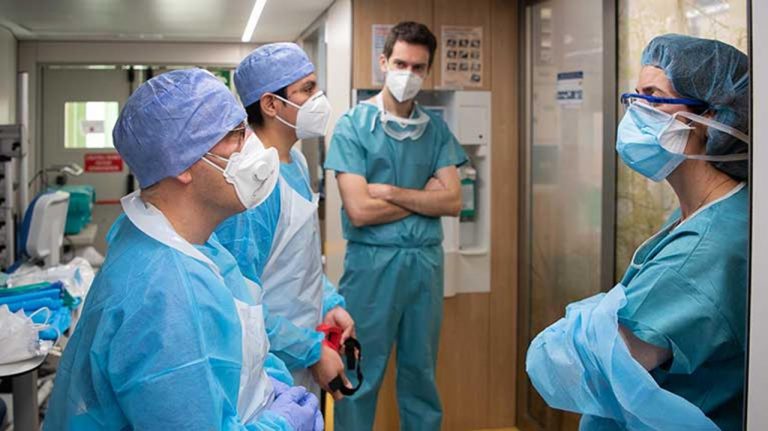 Estudiantes de medicina pueden ser vitales en la lucha contra el COVID-19 4 Estudiantes de medicina pueden ser vitales en la lucha contra el COVID-19