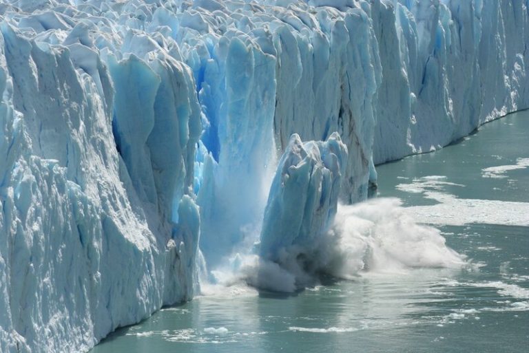 La Antártida y Groenlandia se están derritiendo al ritmo de los peores pronósticos