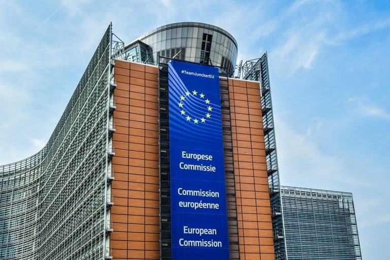 UE con nuevos objetivos: Reducción de emisiones del 55% en 10 años y neutralidad climática en 30 6 UE con nuevos objetivos: Reducción de emisiones del 55% en 10 años y neutralidad climática en 30