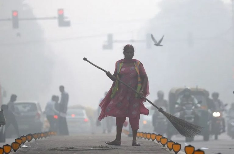 Nueva Delhi es una "cámara de gas", la contaminación del aire es peor que el Covid-19 2 Nueva Delhi es una «cámara de gas», la contaminación del aire es peor que el Covid-19