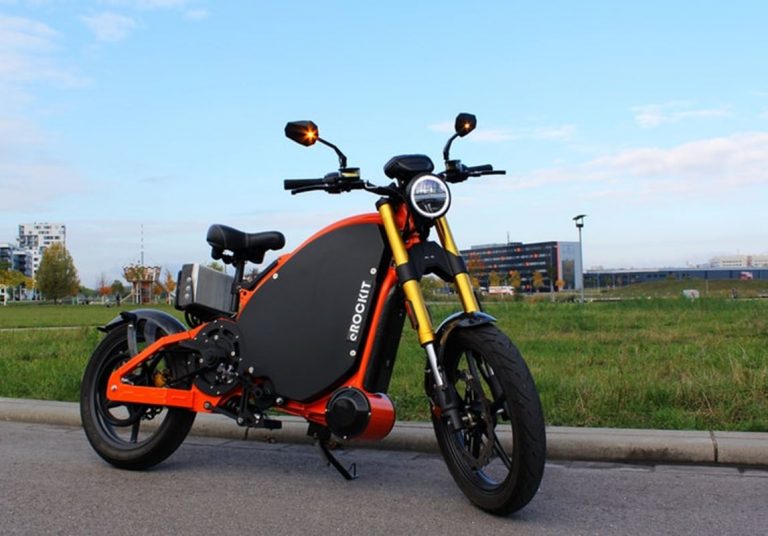 Descubre las ventajas de alquilar una moto eléctrica para moverte por la ciudad por ti mismo 6 Descubre las ventajas de alquilar una moto eléctrica para moverte por la ciudad por ti mismo