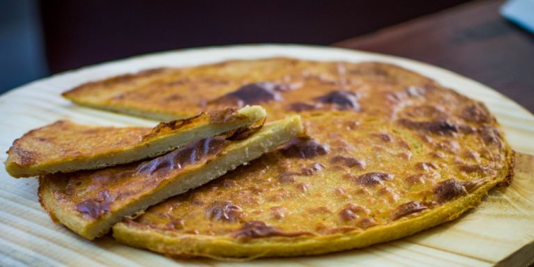 Fainá: pizza de harina de garbanzos 4 Fainá: pizza de harina de garbanzos