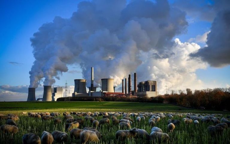 La crisis climática afecta a todas las regiones del planeta y se intensifica por la actividad humana 3 La crisis climática afecta a todas las regiones del planeta y se intensifica por la actividad humana