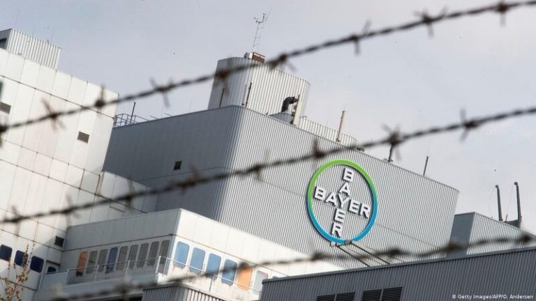 Buscan que Bayer pague $200 millones a cada enfermo de cáncer que se expuso a herbicida 2 Buscan que Bayer pague $200 millones a cada enfermo de cáncer que se expuso a herbicida