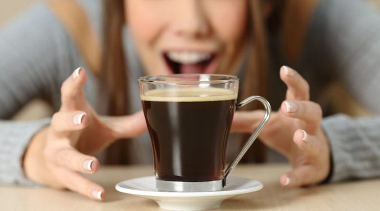 Un consumo moderado de café y té puede reducir el riesgo de ictus y demencia