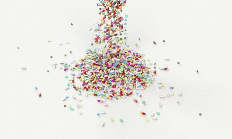 Relacionan los microplásticos con la resistencia a los antibióticos