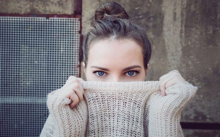 ¿Cómo desinflamar mis ojos de manera natural? 4 ¿Cómo desinflamar mis ojos de manera natural?