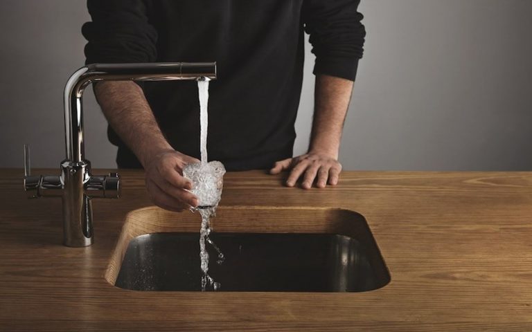 El consumo de agua del grifo es una opción más saludable, barata y ecológica 4 El consumo de agua del grifo es una opción más saludable, barata y ecológica