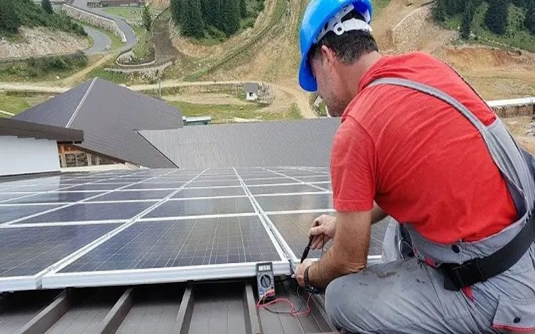 Beneficios de instalar placas solares en las comunidades de vecinos 1 Beneficios de instalar placas solares en las comunidades de vecinos