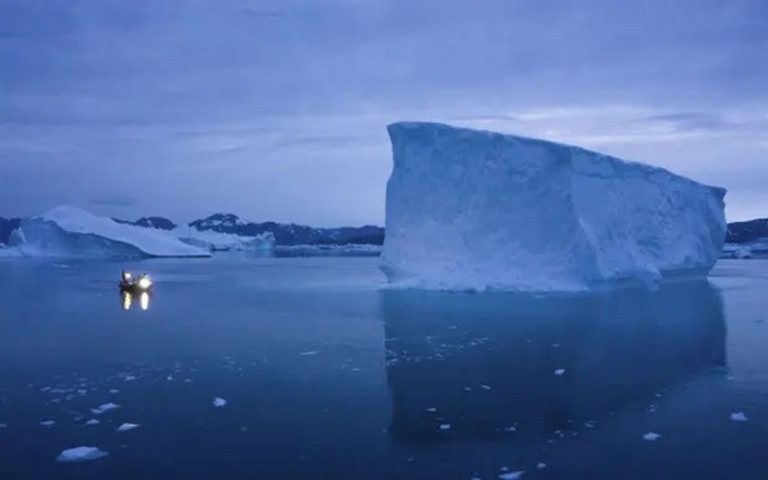 Micrófonos en Groenlandia graban icebergs derritiéndose 2 Micrófonos en Groenlandia graban icebergs derritiéndose