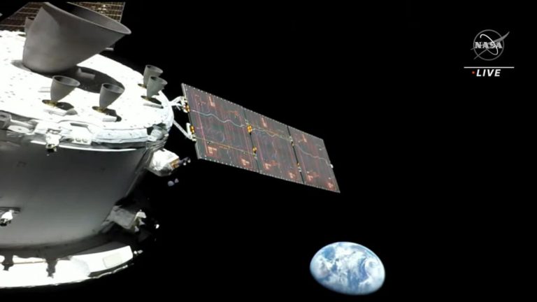 La nave de la misión Artemis I llega a la Luna 7 La nave de la misión Artemis I llega a la Luna