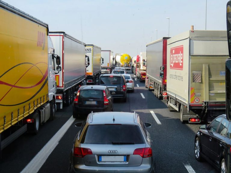 Contaminación del aire: paros cardíacos y daños a niños por nacer