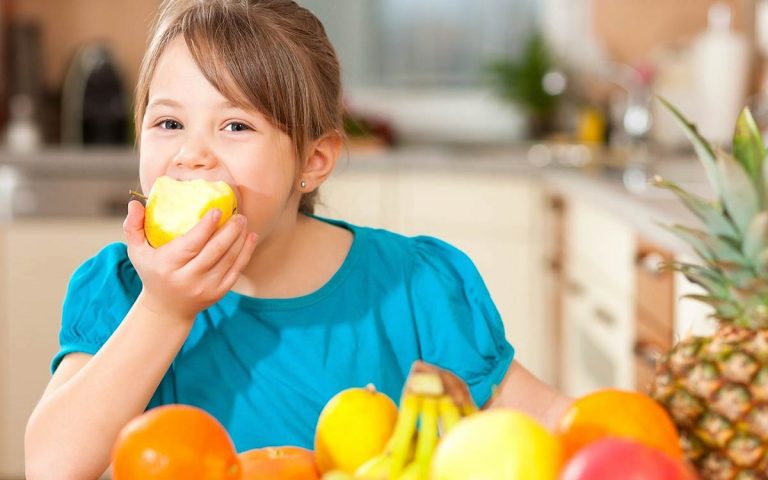 ¿Qué clase de fruta hay que consumir, si contiene azúcar? 1 ¿Qué clase de fruta hay que consumir, si contiene azúcar?