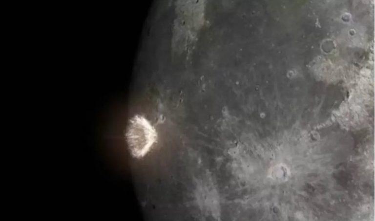 Captan cómo un meteorito se estrella contra la Luna 6 Captan cómo un meteorito se estrella contra la Luna