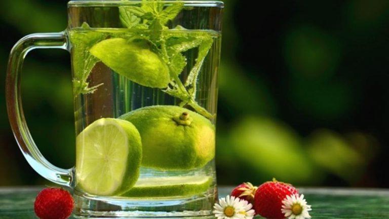 Esto es lo que sucede cuando bebes agua tibia con limón todas las mañanas 7 Esto es lo que sucede cuando bebes agua tibia con limón todas las mañanas