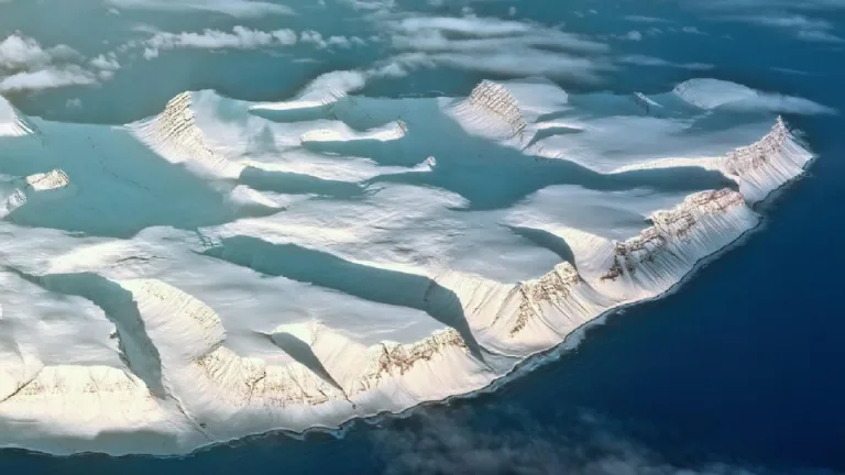 Las capas de hielo pueden colapsar a 600 metros por día, mucho más rápido de lo que se temía 3 Las capas de hielo pueden colapsar a 600 metros por día, mucho más rápido de lo que se temía