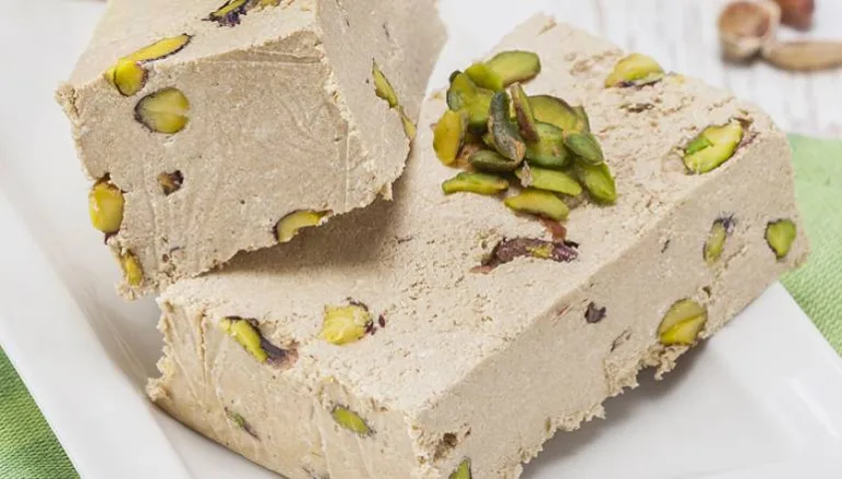 Halva de pistacho y cardamomo 1 Halva de pistacho y cardamomo