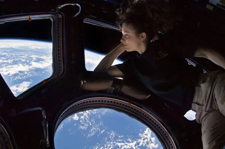 ¿En qué trabaja la NASA para cambiar la experiencia aeroespacial? 3 ¿En qué trabaja la NASA para cambiar la experiencia aeroespacial?