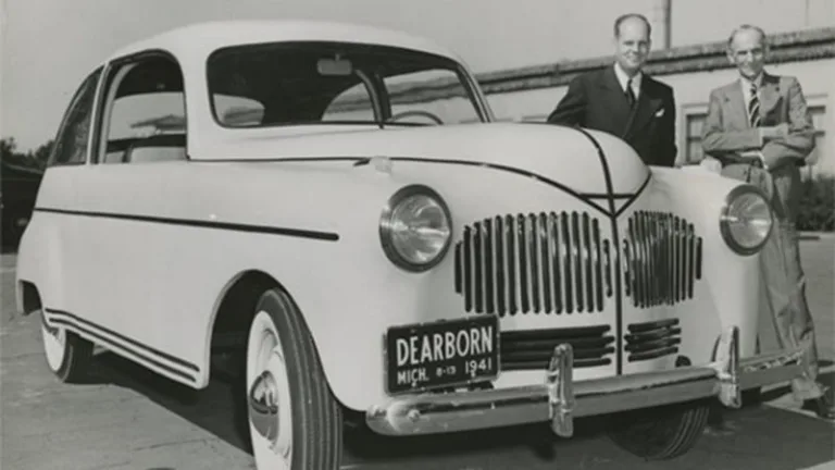 El automóvil ecológico inventado por Ford en 1941 4 El automóvil ecológico inventado por Ford en 1941