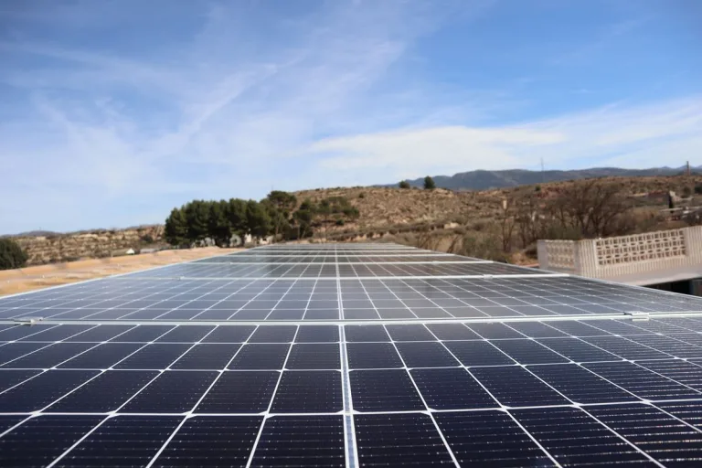 ¿Por qué la instalación de placas solares es un acierto ahora mismo? 2 ¿Por qué la instalación de placas solares es un acierto ahora mismo?