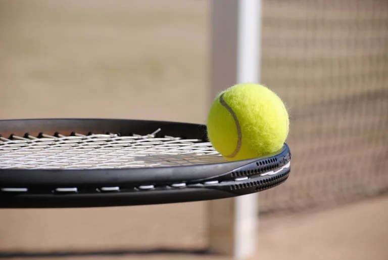 El ascenso triunfal del tenis: un viaje de elegancia y competición 2 El ascenso triunfal del tenis: un viaje de elegancia y competición