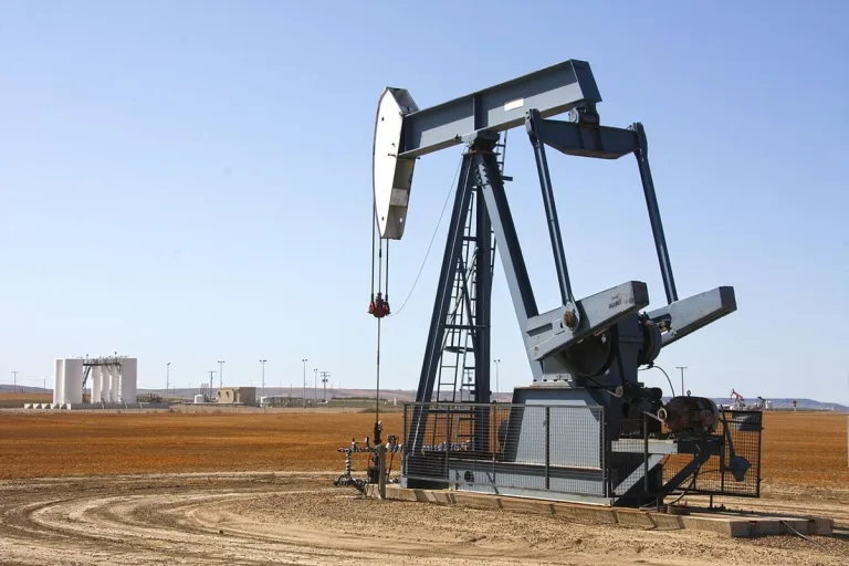 ¿Hasta cuándo dependeremos de los combustibles fósiles? 4 ¿Hasta cuándo dependeremos de los combustibles fósiles?
