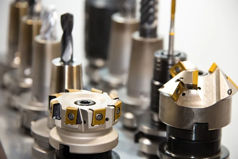 El Poder de las Herramientas Industriales en la Producción 9 El Poder de las Herramientas Industriales en la Producción